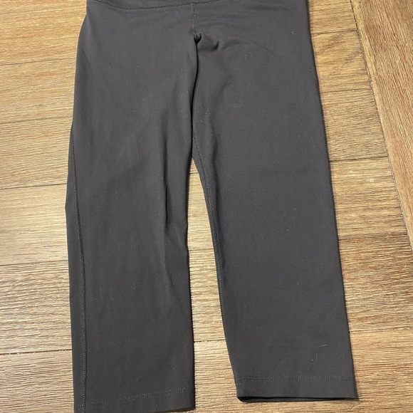 Nike Pants - Women’s Nike Dri Fit Leggings Black With Inside Pocket Logo.